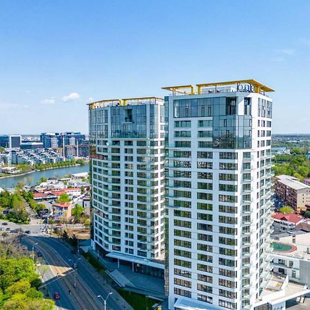 One Verdi Park Exclusive Apartments - Panoramic View & Private Parking Boekarest Buitenkant foto